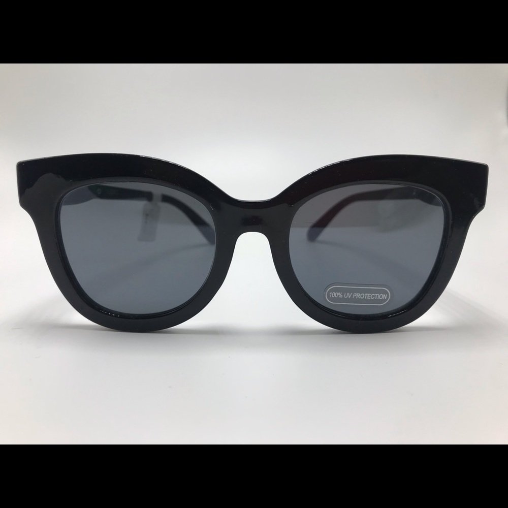 Black sunglasses